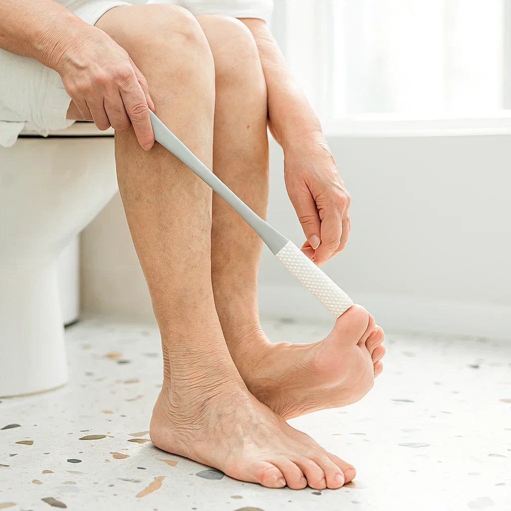 Soft Silicone Toe Brush - Easy Daily Hygiene Tool for the Elderly